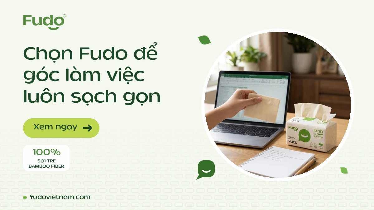 Khăn tre Fudo cạnh laptop
